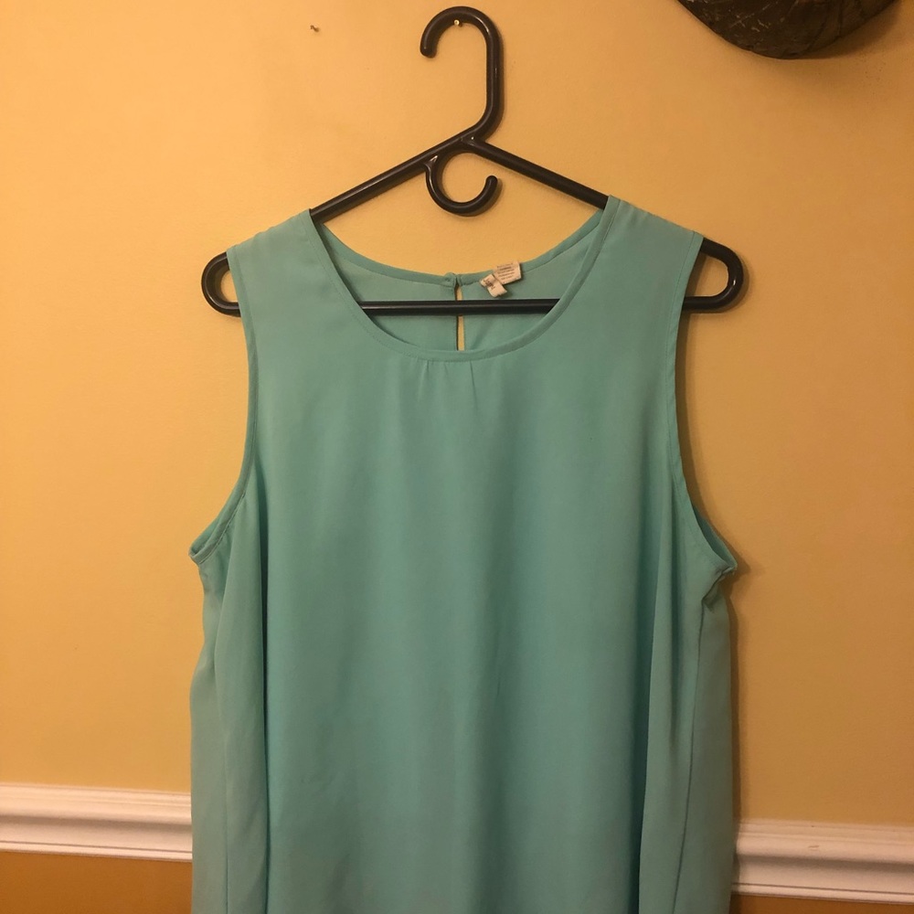 Aqua sleeveless tank